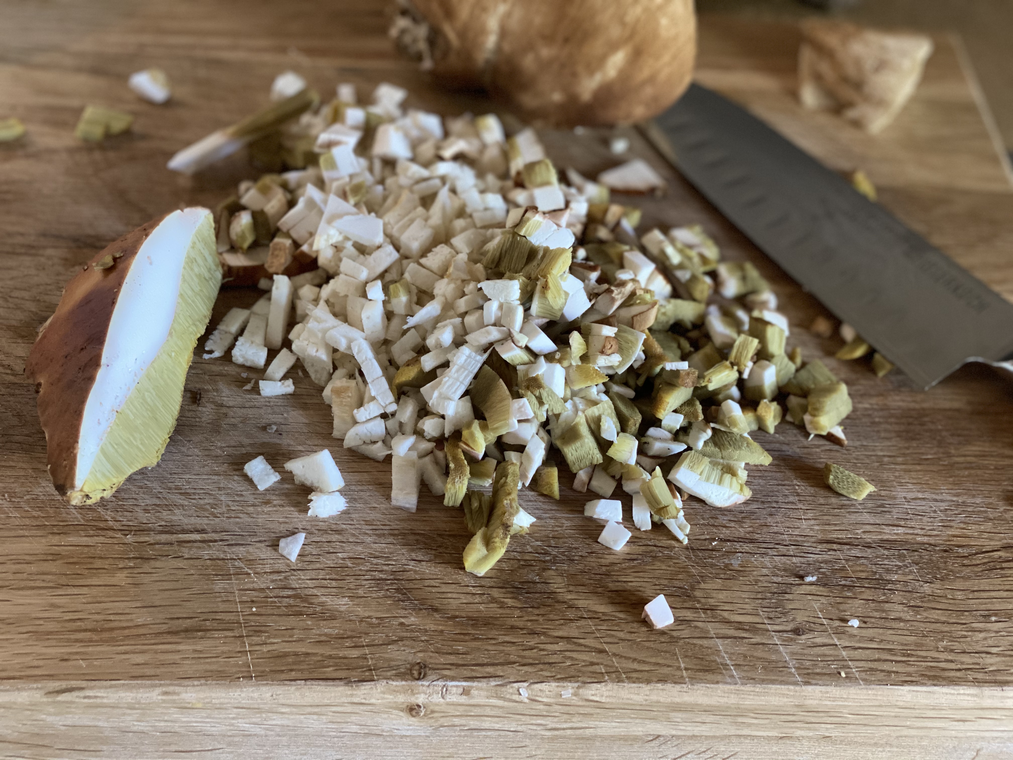 04B02BB2-649A-4206-8EB1-A758FFC236EE