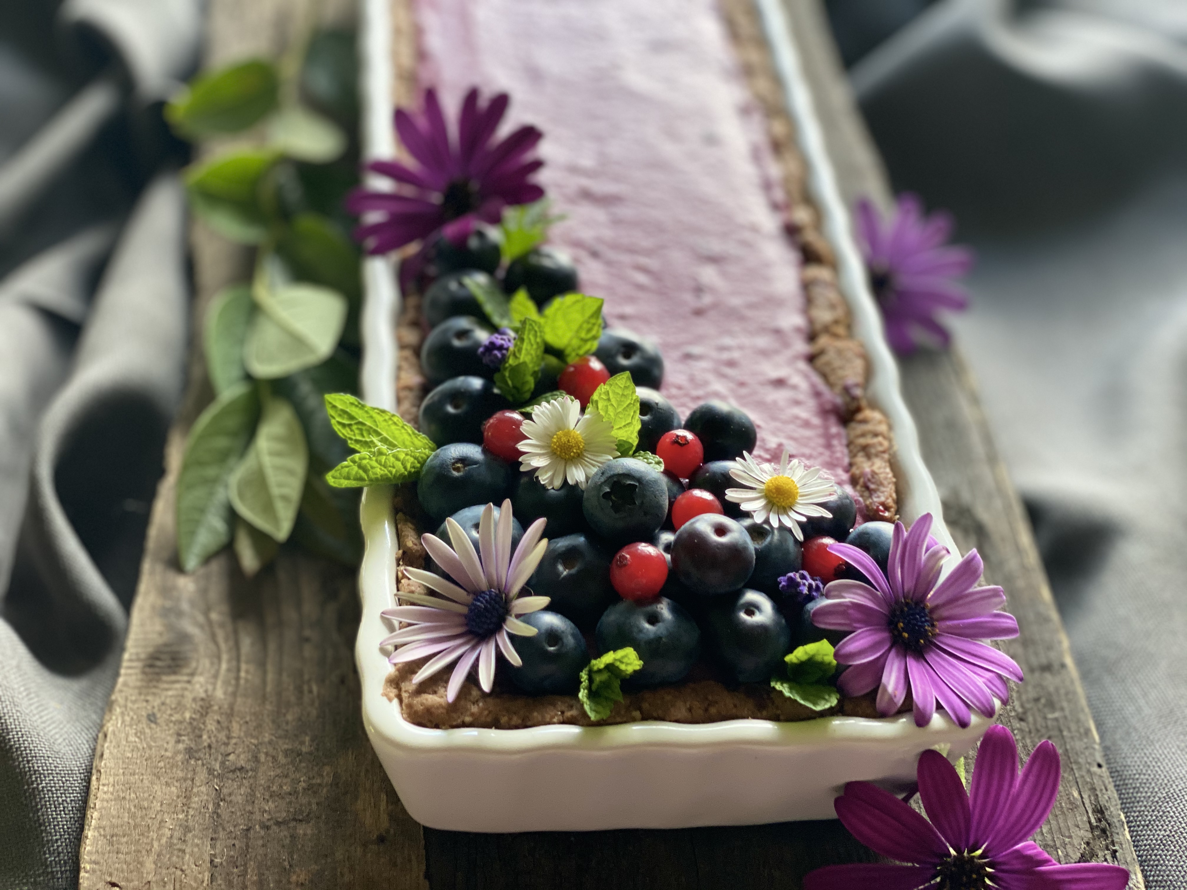 4DE4A7AA-7D48-48B7-B28C-130CB9F15234