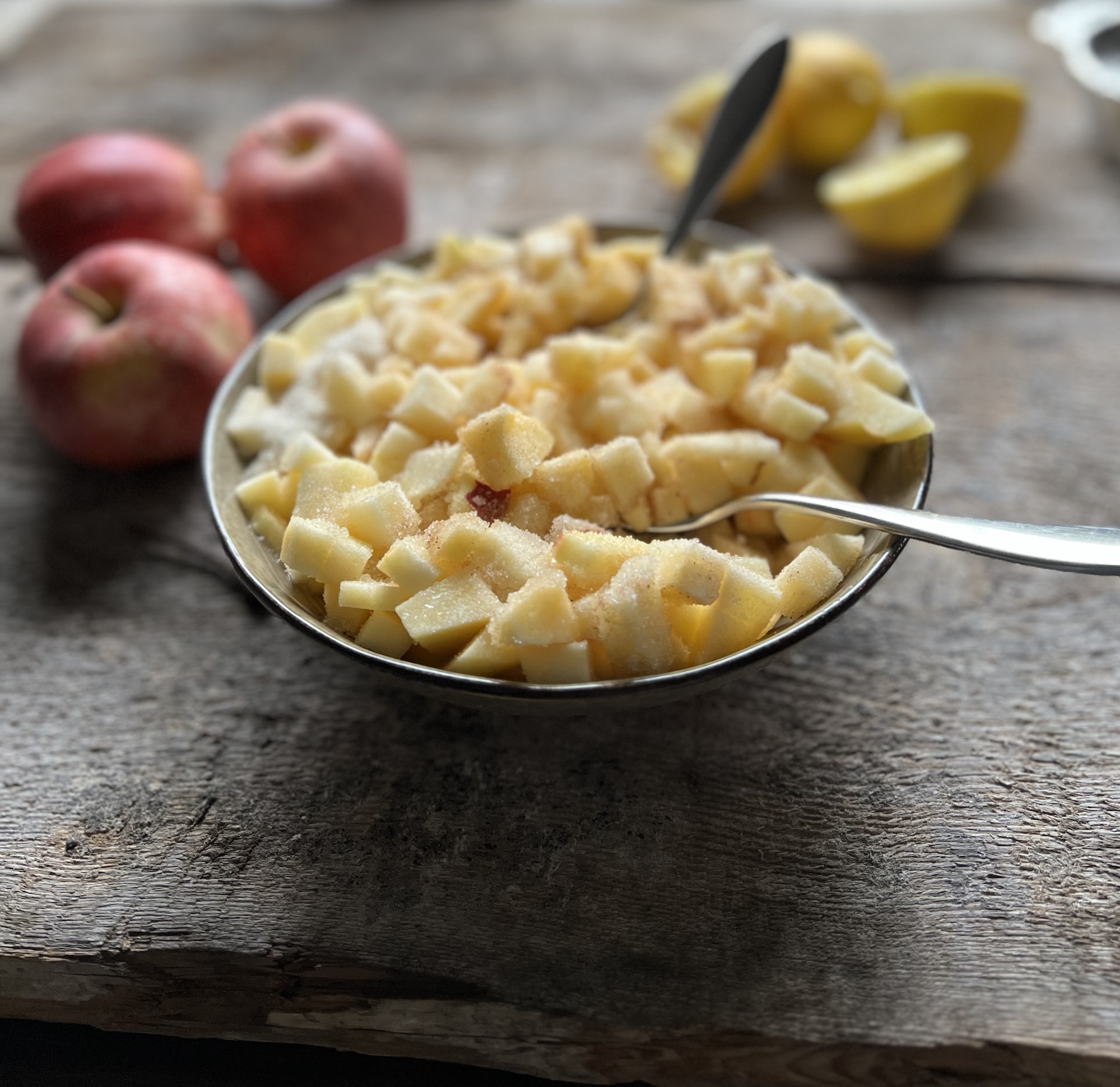 Karamell-Apfeltaschen – FOOD & MORE Karamell-Apfeltaschen – FOOD & MORE