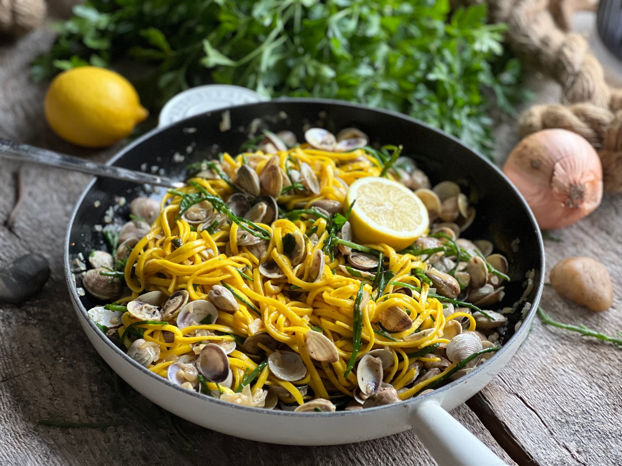 Pasta Vongole – FOOD &amp; MORE